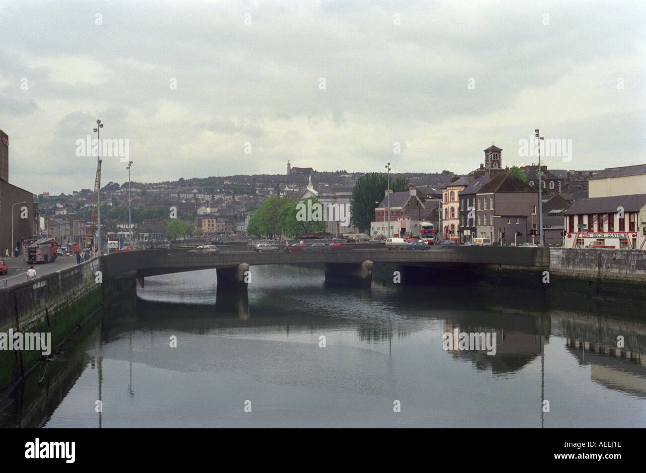 Des Flusses Lee in Cork City die zweitgrößte Stadt in der Republik Irland Stockfoto