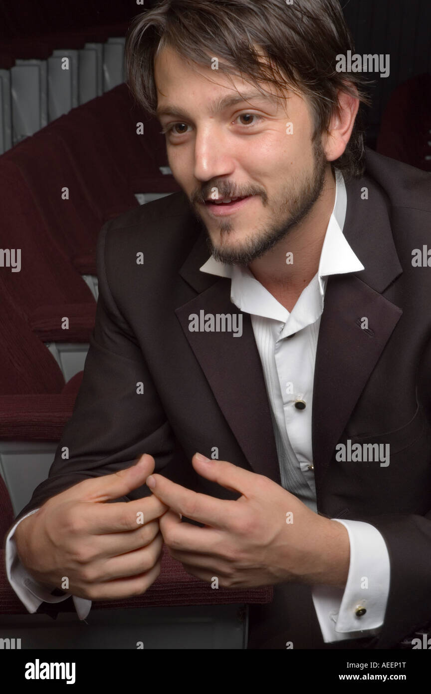 Hollywood star Diego Luna ist die männliche Hauptrolle in der Theaterproduktion von "Festen" in Mexiko-Stadt Stockfoto