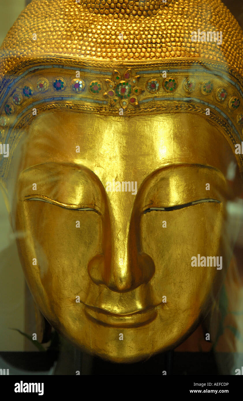Ein goldener Buddha. Stockfoto