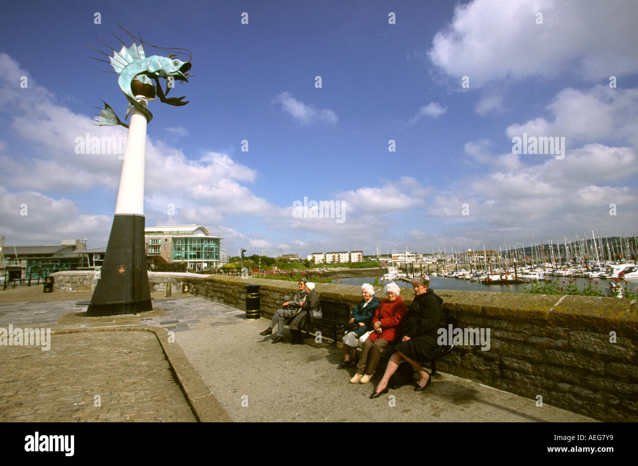 UK England Devon Plymouth Harbour Sea Monster Obelisk Stockfoto