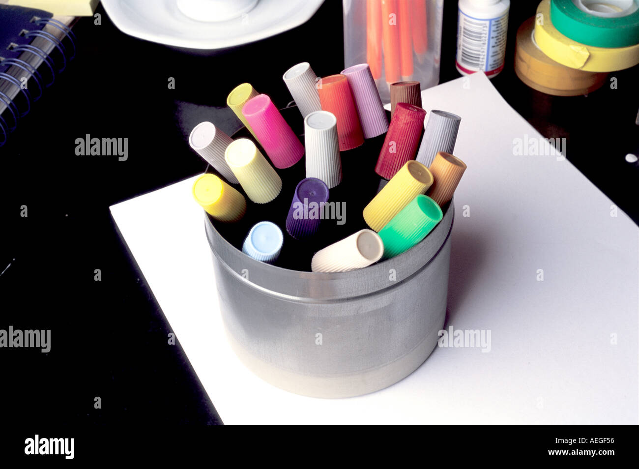 Zeichnung Getriebe Papier Marker Stockfoto