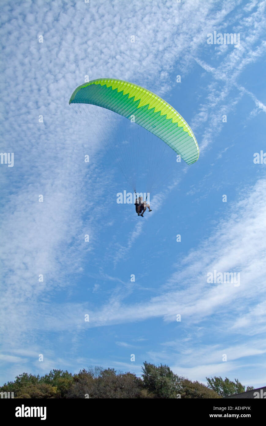 Paragliding auf Devils Dyke Brighton Sussex England UK Stockfoto