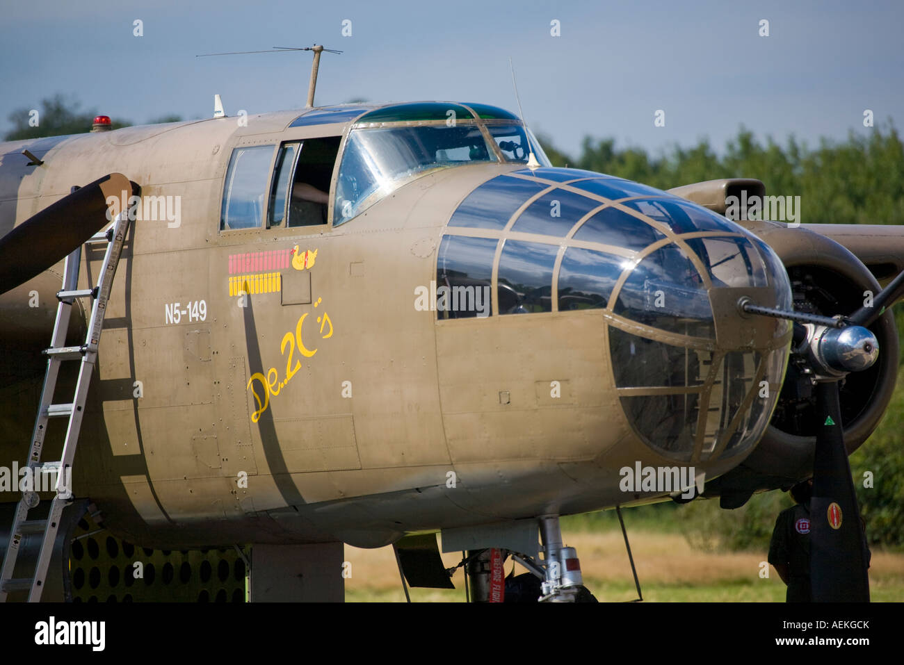 North American b-25 Mitchell Bomber. Flügel & Räder anzeigen Dunsfold Surrey UK 2007 Stockfoto