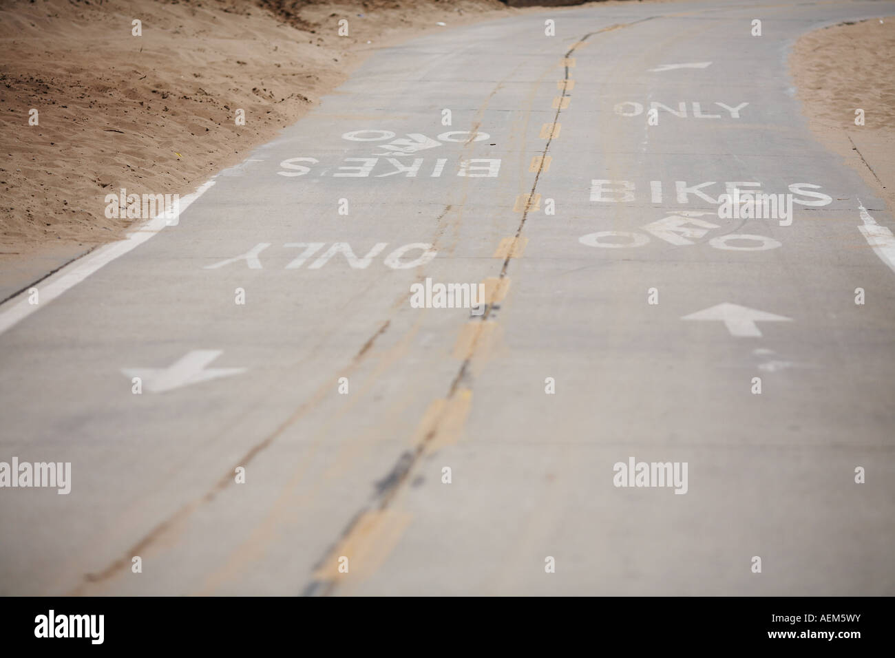 Beschilderung-Details auf den Strand Bikepath in Manhattan Beach, Los Angeles County, Kalifornien, USA Stockfoto