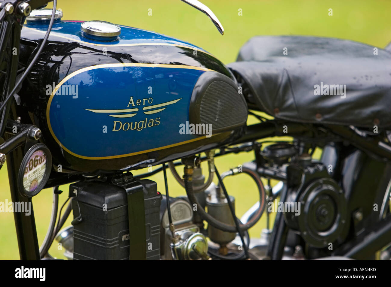 Vor dem Krieg Aero Douglas Motorrad auf dem Display bei Oldtimer-Rallye in der Nähe von St. Andrews, Schottland Stockfoto