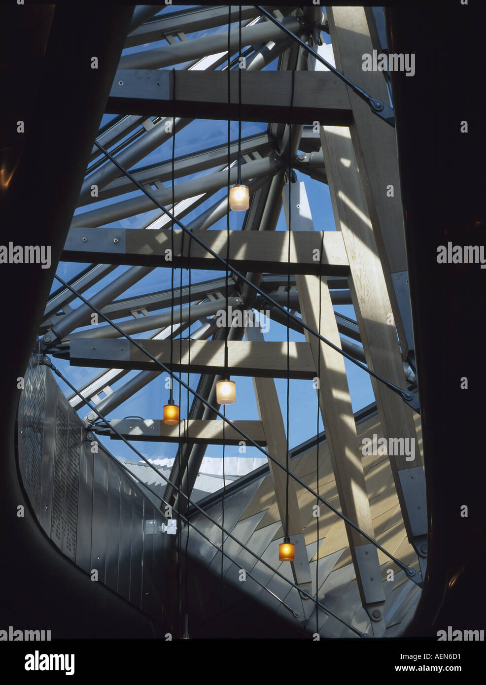 Das schottische Parlament, Edinburgh, Schottland. Blattförmige Oberlicht im Garten Foyer. Architekt: Scorpion-RMJM Stockfoto