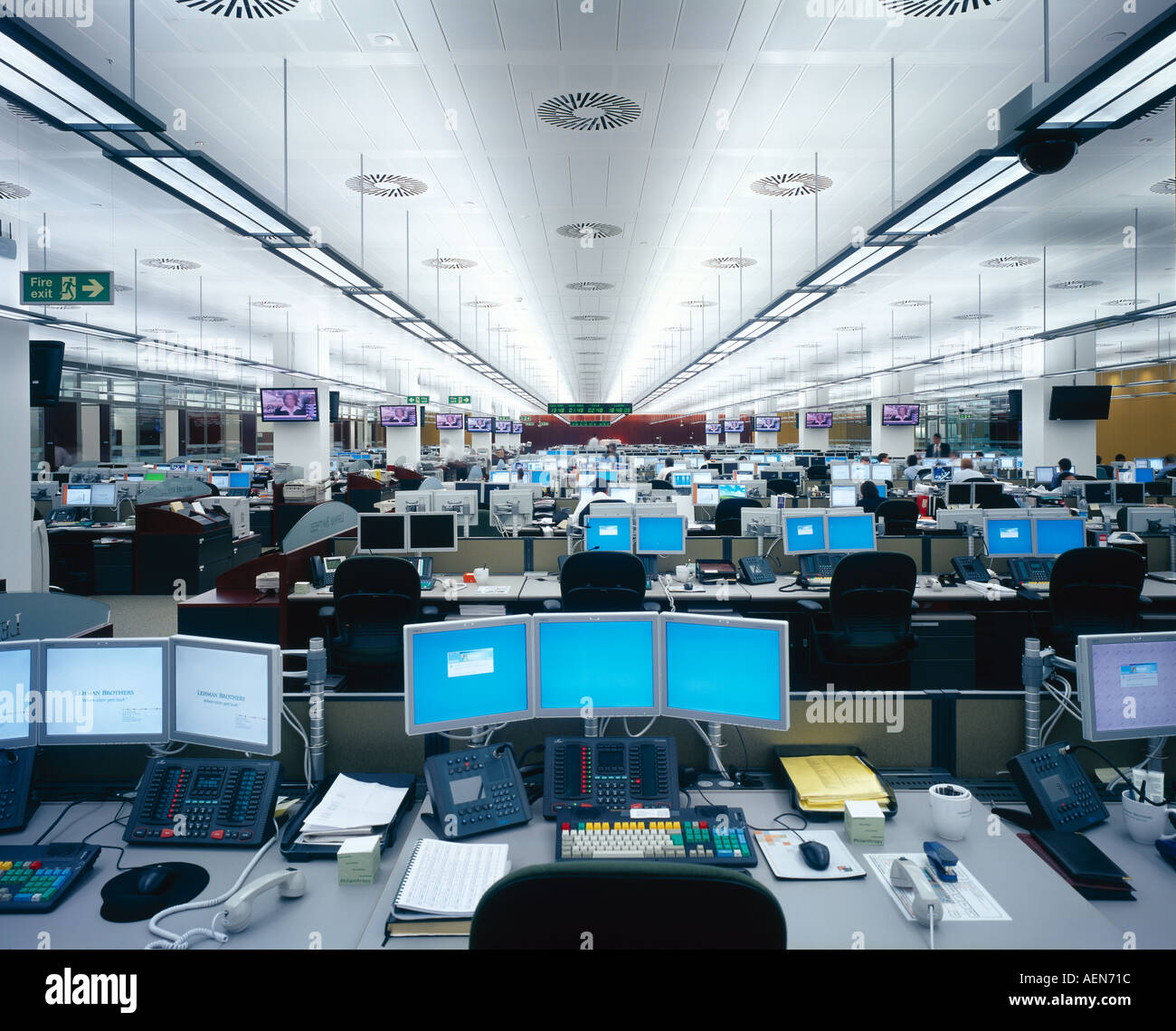 Lehman Brothers, 25 Bank Street, Canary Wharf, London, 2004. Offene Büroflächen. Architekt: Swanke Hayden Connell Stockfoto