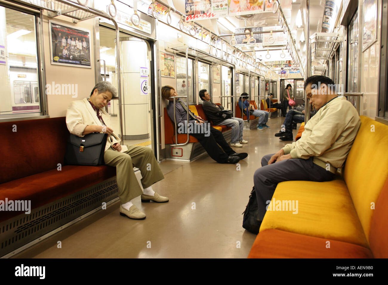 U-Bahn-Zug-Tokio Stockfoto