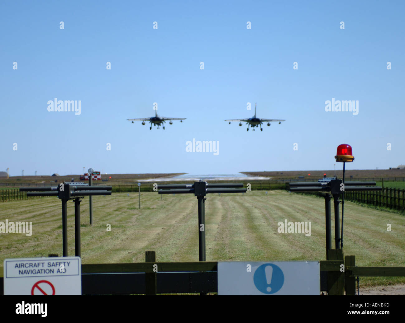 Panavia GR4 Tornado gepaart Take Off, RAF Lossiemouth.    XAV-591 Stockfoto