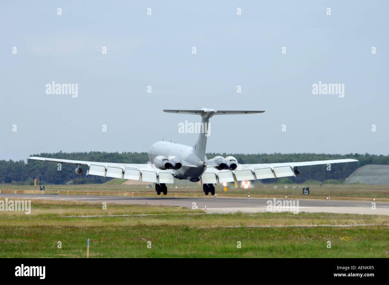 RAF VC 10 RAF Kinloss Flugplatz Schottland Morayshire nähert.    XAV-484 Stockfoto