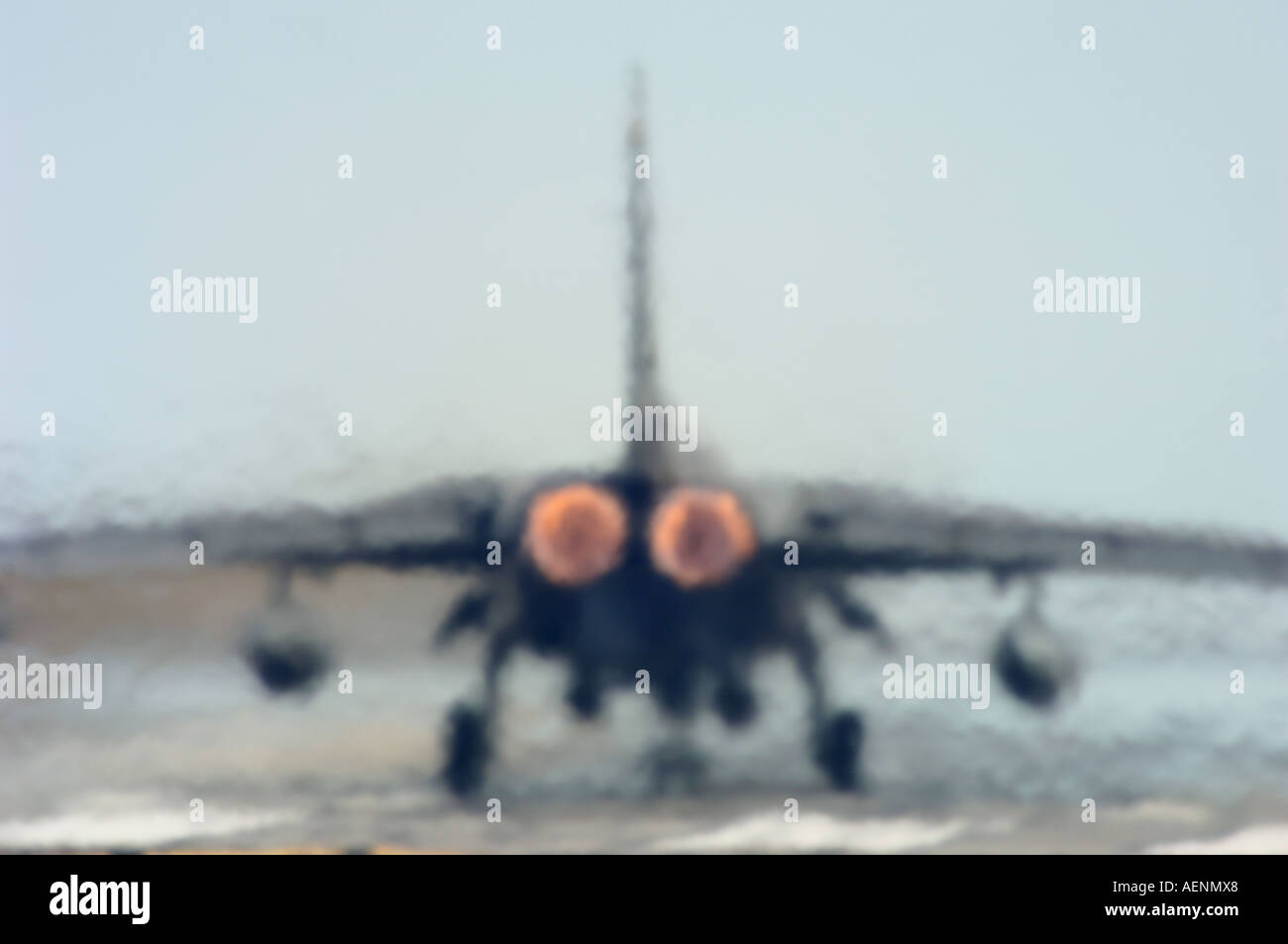 RAF GR4 Tornado auf volle Aufwärmen beim Start, RAF Lossiemouth, Moray, Schottland.   XAV-469 Stockfoto