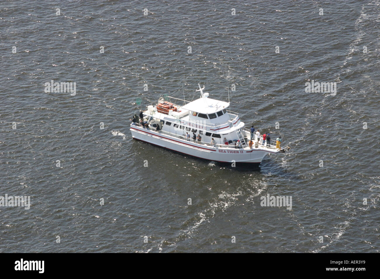 Luftaufnahme der Charta Fischerboot vor der Küste von New-Jersey Stockfoto