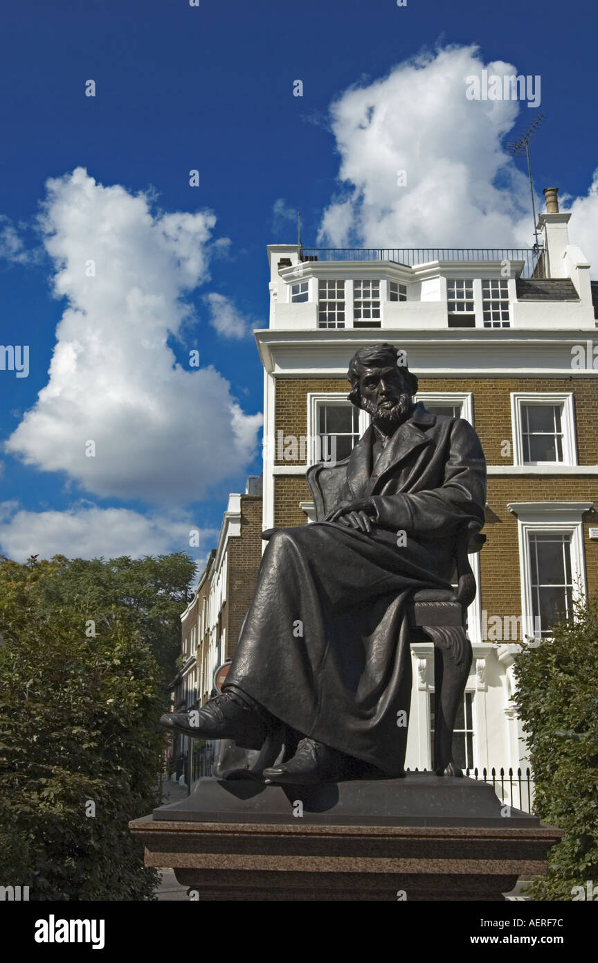 Statue des schottischen 19. Jahrhundert Schriftstellers Thomas Carlyle Cheyne Walk Chelsea London England UK Stockfoto