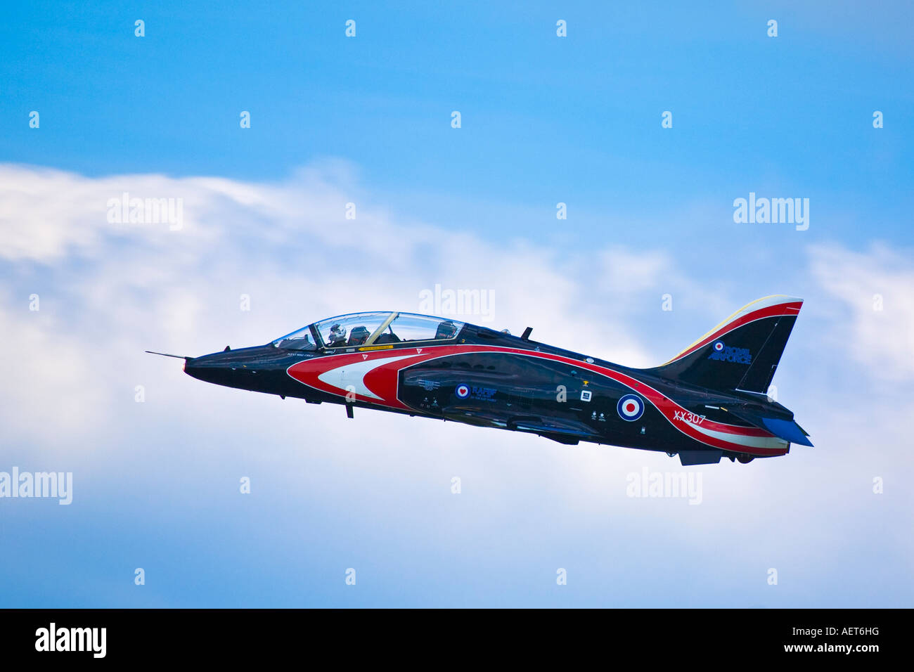 BAE Systems Hawk T1 Advanced Jet Trainer angezeigt auf dem Flügel Räder Dunsfold Surrey UK 2007 Stockfoto