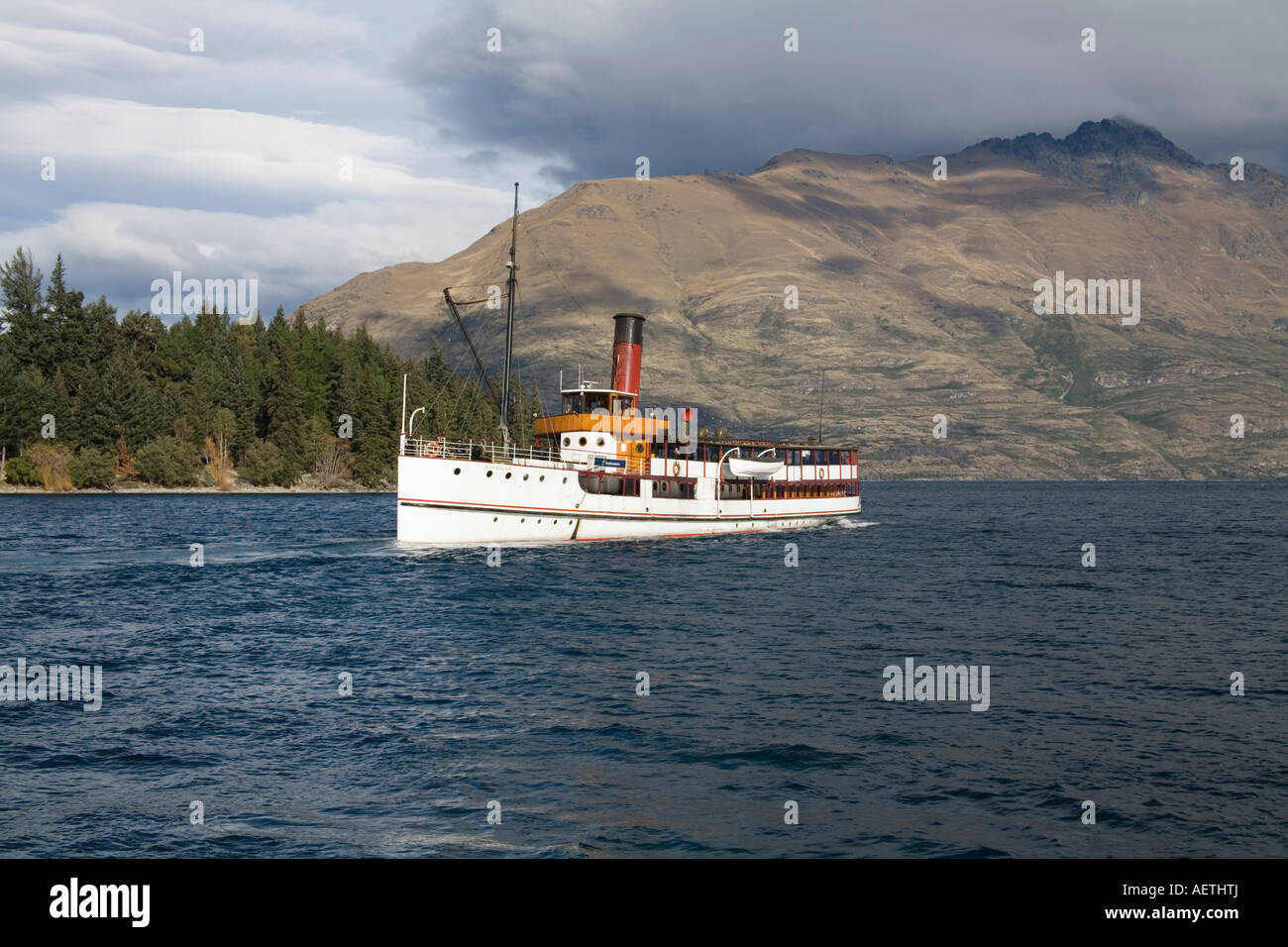 QUEENSTOWN südlichen Seen SOUTH ISLAND Neuseeland kann TSS Earnslaw ein Vintage Dampfschiff auf eine Reise entlang Lake Wakatipu Stockfoto
