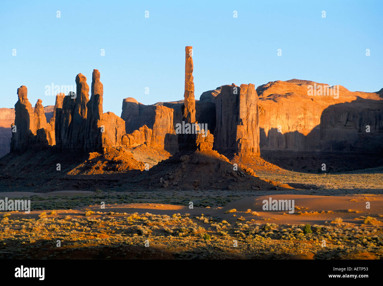 Totem Pole Monument Valley Navajo Reservation Arizona Vereinigte Staaten von Amerika Nordamerika Stockfoto