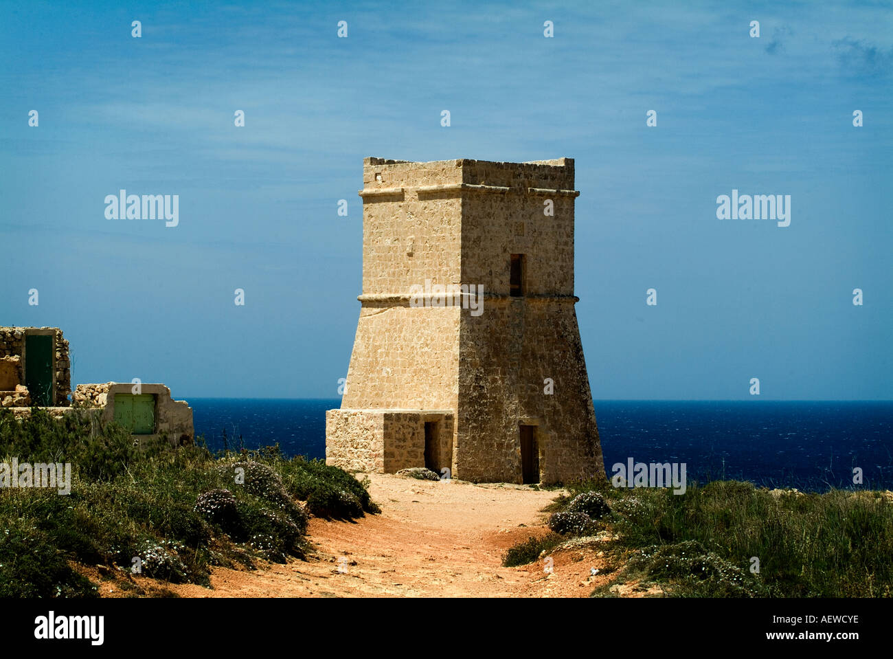 Wehrturm, Golden Bay, Malta Stockfoto