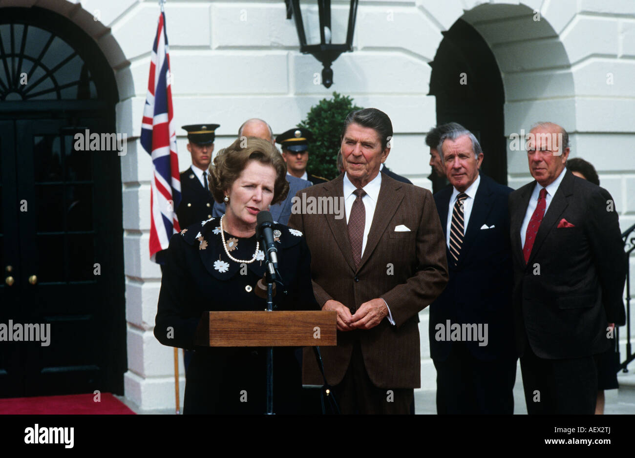 Washington USA. Premierministerin Margaret Thatcher und Präsident Ronald Reagan im Weißen Haus. Stockfoto