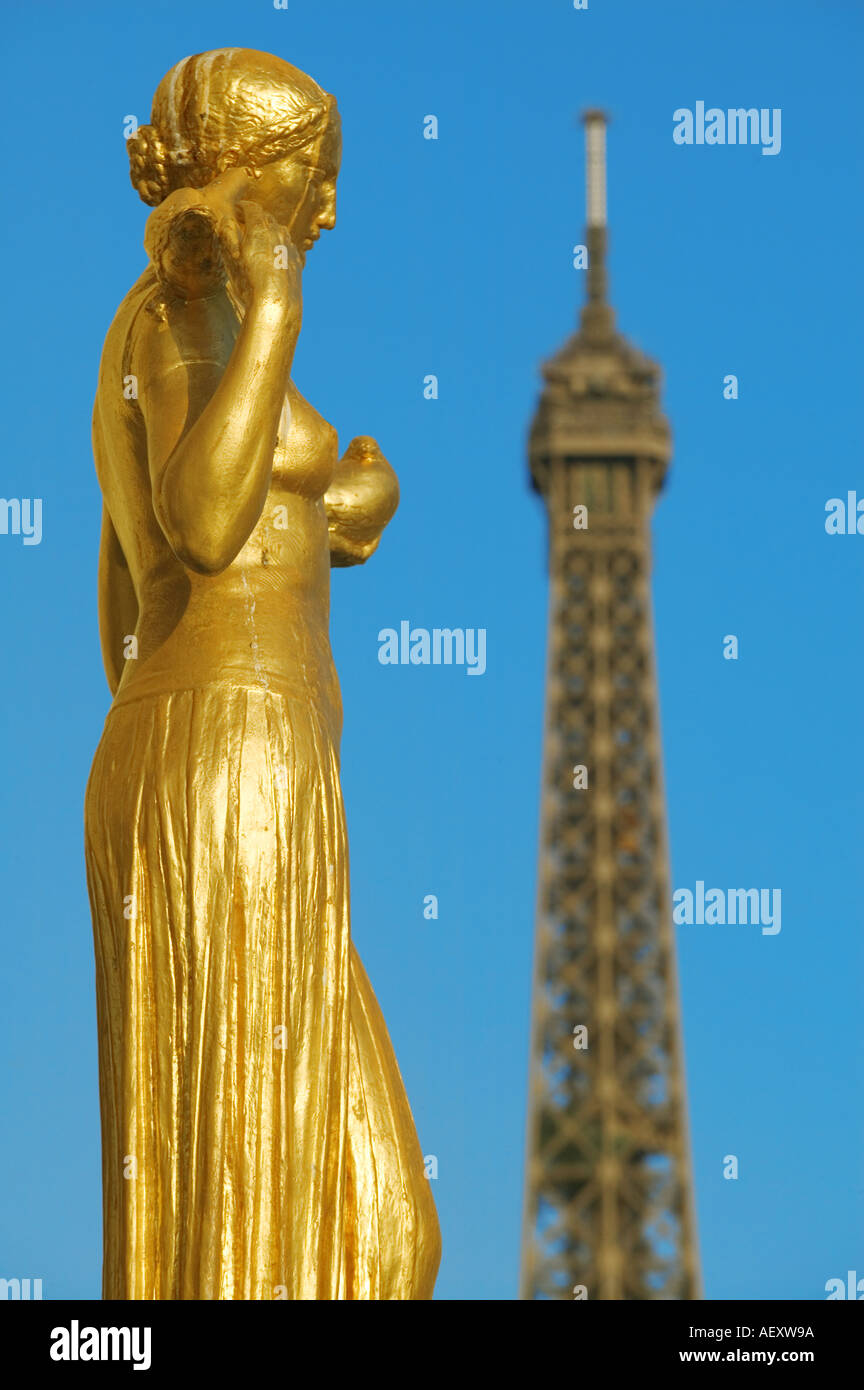 Frankreich - Statue des Palastes von Chaillot in Paris Stockfoto