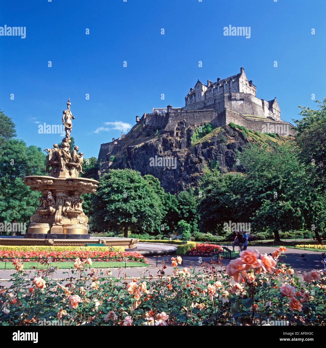 Princes Street Gardens und Castle, Edinburgh, Scotland, UK Stockfoto
