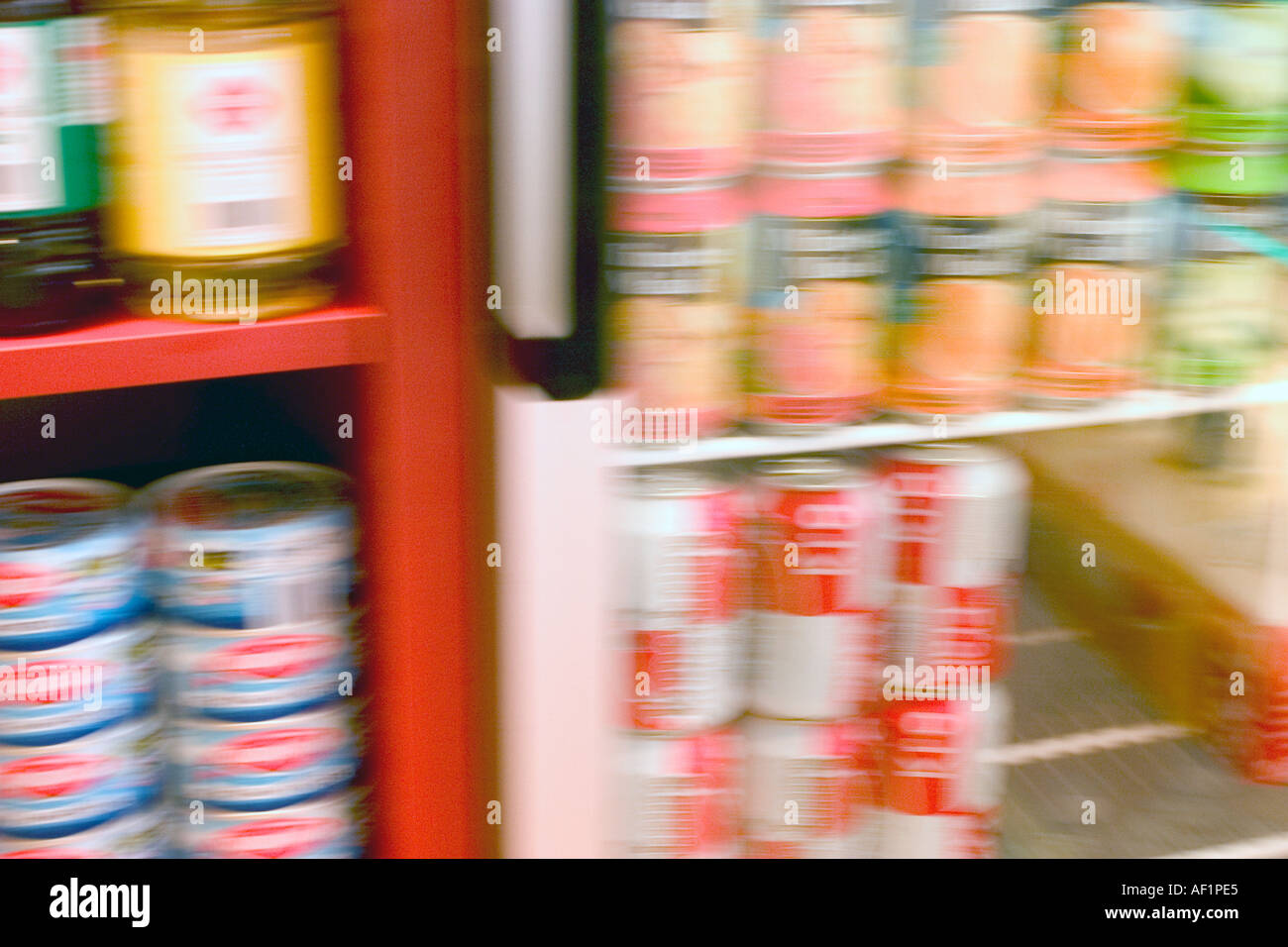 Konzept-Bild kann in einem Kühlschrank Stockfoto