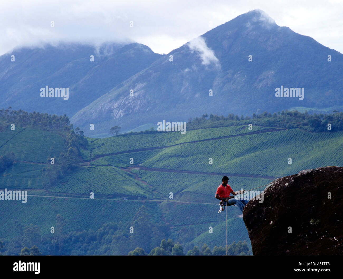 BERGSTEIGEN IN MUNNAR Stockfoto