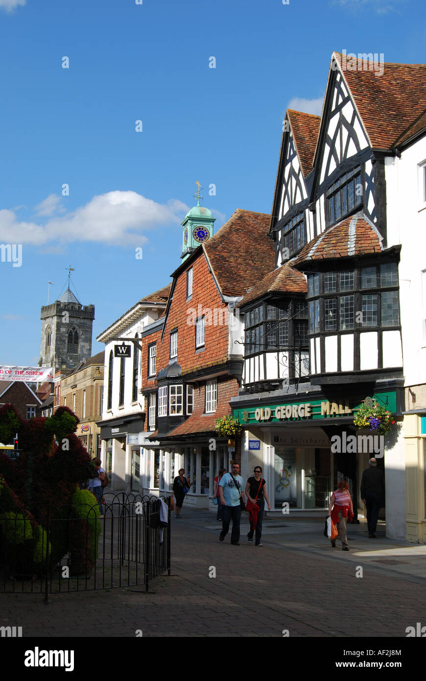 Old George Mall, High Street, Salisbury, Wiltshire, England, Vereinigtes Königreich Stockfoto