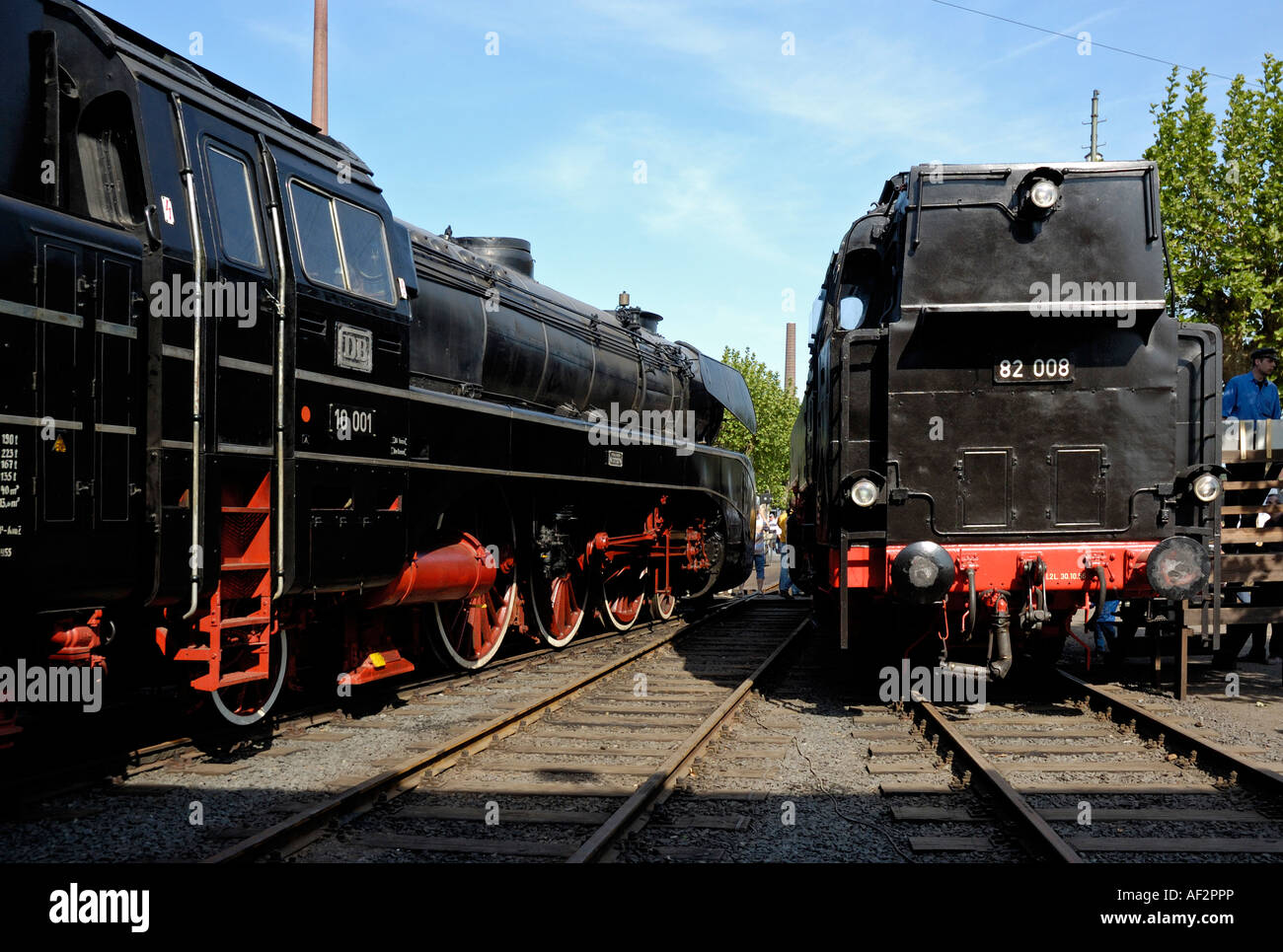 Erhaltene Dampflokomotiven im Eisenbahnmuseum Bochum, Deutschland. Stockfoto