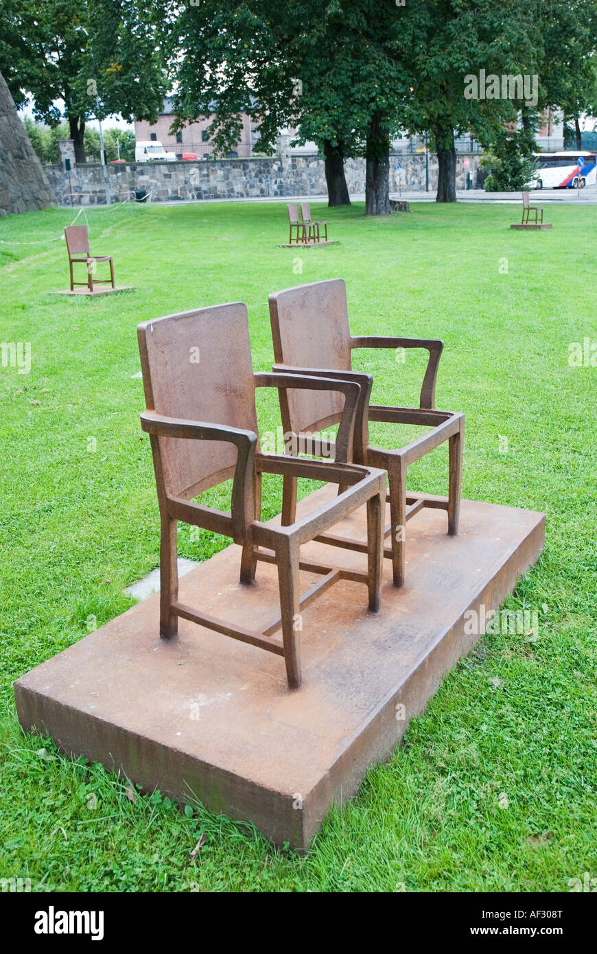 Eiserner stuhl -Fotos und -Bildmaterial in hoher Auflösung – Alamy