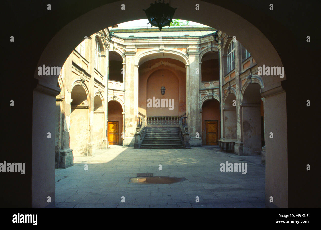 Torbogen an der Jesuiten-Ballettschule in Poznan, Polen Stockfoto
