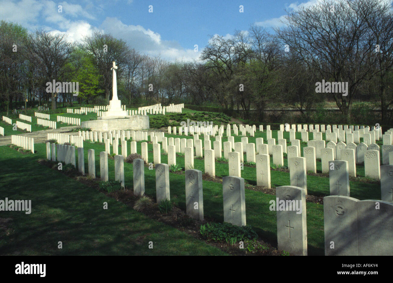 Gräber der britischen Soldaten am Friedhof in Posen errichtet am ehemaligen preußischen Festung in Poznan, Polen Stockfoto