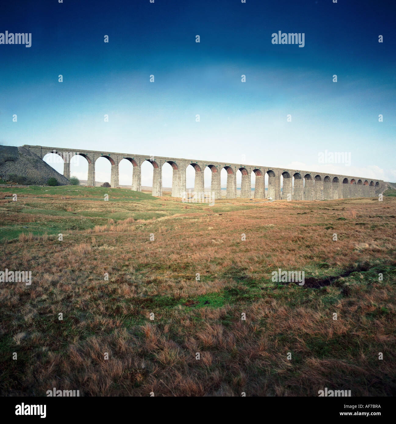 England. Yorkshire. Ribblehead Eisenbahnviadukt. Stockfoto