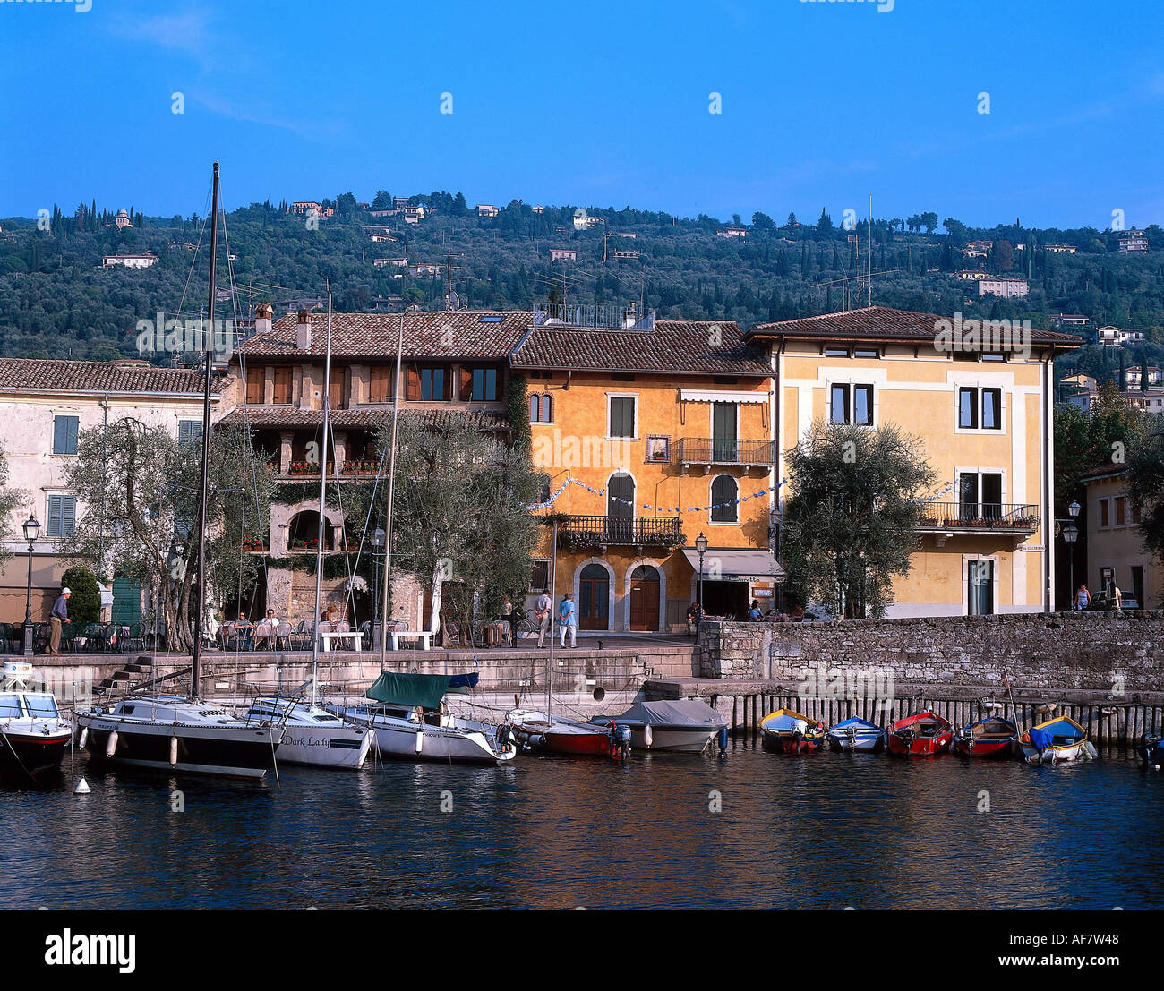 Geographie/Reisen, Italien, Gardasee, Torri del Benaco, Port, Lago di Garda, Venetien, Additional-Rights - Clearance-Info - Not-Available Stockfoto