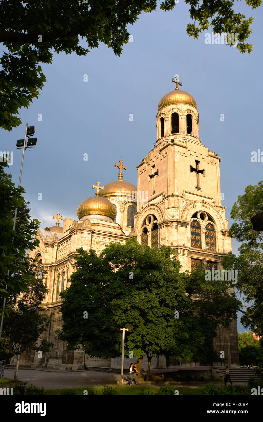 Ring-Sveta Busrundfahrt Bogorodicno Kathedrale in Varna, Bulgarien Stockfoto
