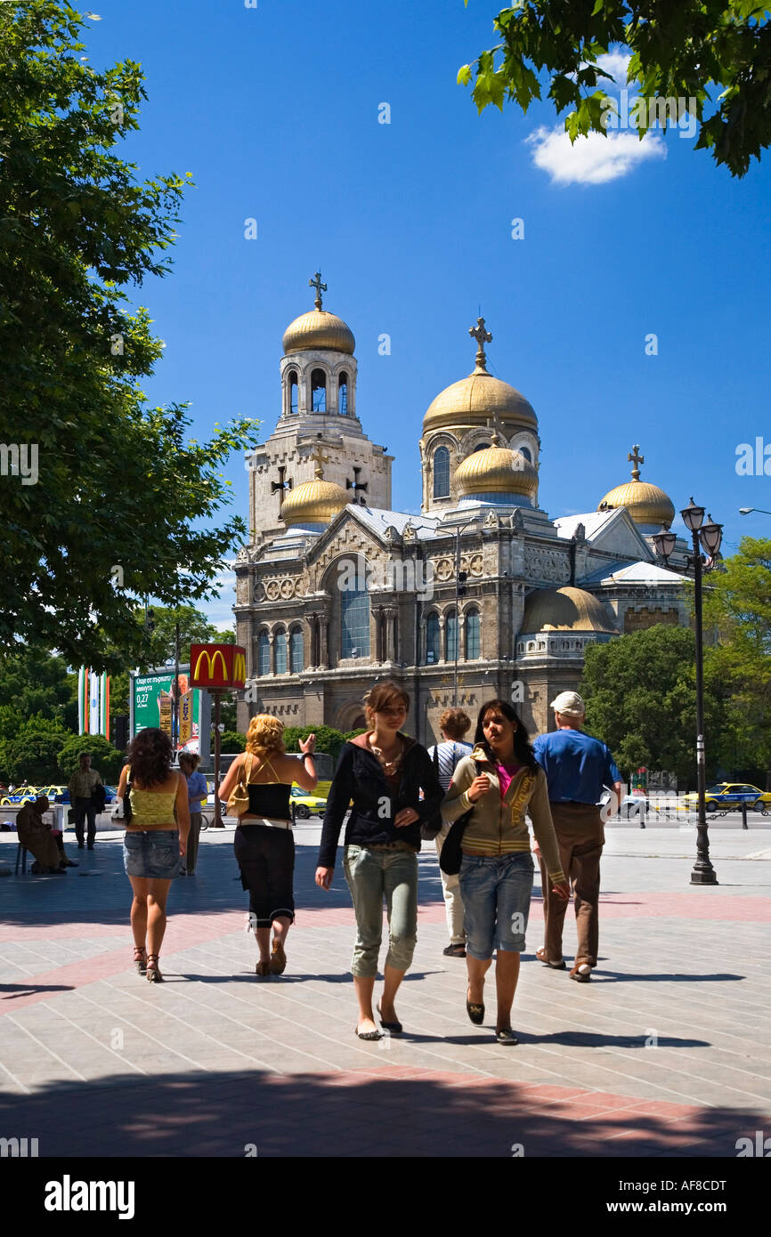 Ring-Sveta Busrundfahrt Bogorodicno Kathedrale in Varna, Bulgarien Stockfoto