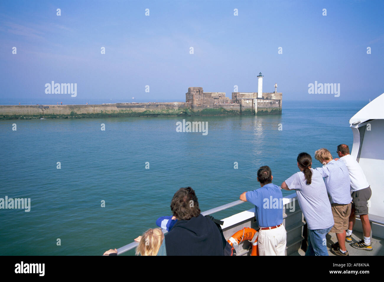 Passagiere an Deck, Auto Fähre von Boulogne, Frankreich nach Dover, England, Sommer Stockfoto