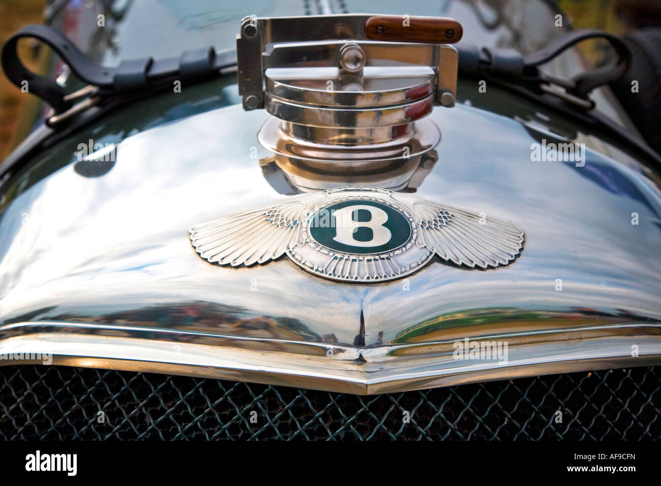 Eine Nahaufnahme von einem makellosen alten Bentley. Goodwood Revival West Sussex UK 2007 Stockfoto