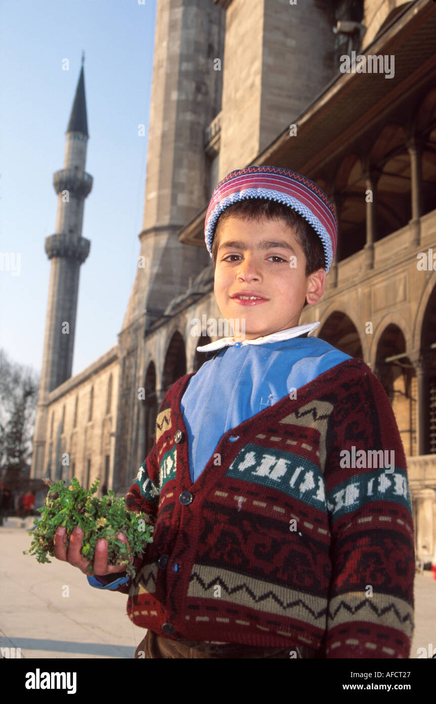 Türkei, Türkisch, Südosteuropa, Europa, Europäische Union, EU, EU, EU, Westasien, Asiatisches Osmanisches Reich, Naher Osten, Osten, Istanbul, Kurdischer Junge, Jungen, Kind Stockfoto