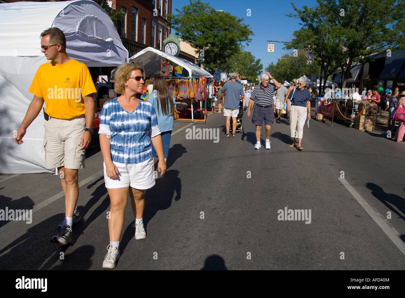 Menschen bei einem Outdoor-Straßenfest Traverse City, Michigan Stockfoto