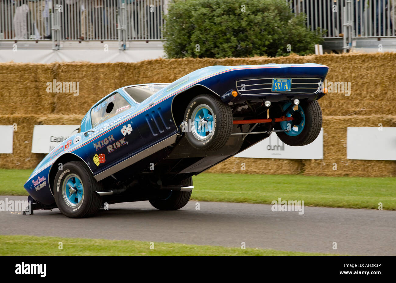 1967 Chevrolet Corvette "Hohes Risiko Wheelie Car" beim Goodwood Festival of Speed, Sussex, UK. Stockfoto