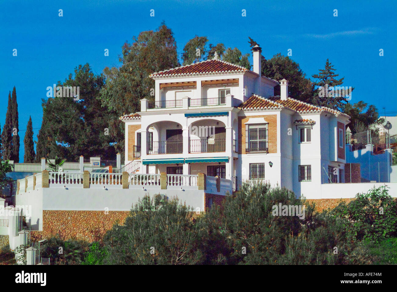 Spanische villen -Fotos und -Bildmaterial in hoher Auflösung – Alamy