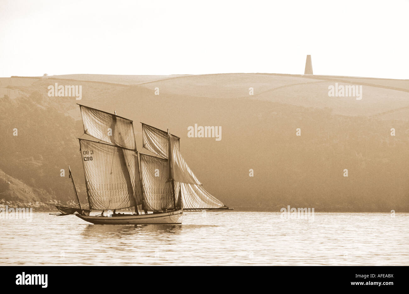 Sepia-Effekt drucken Replik des 19. Jahrhunderts französische Bisquine Klasse Lugger Fischereifahrzeugs baute La heutzutage 1990 Stockfoto