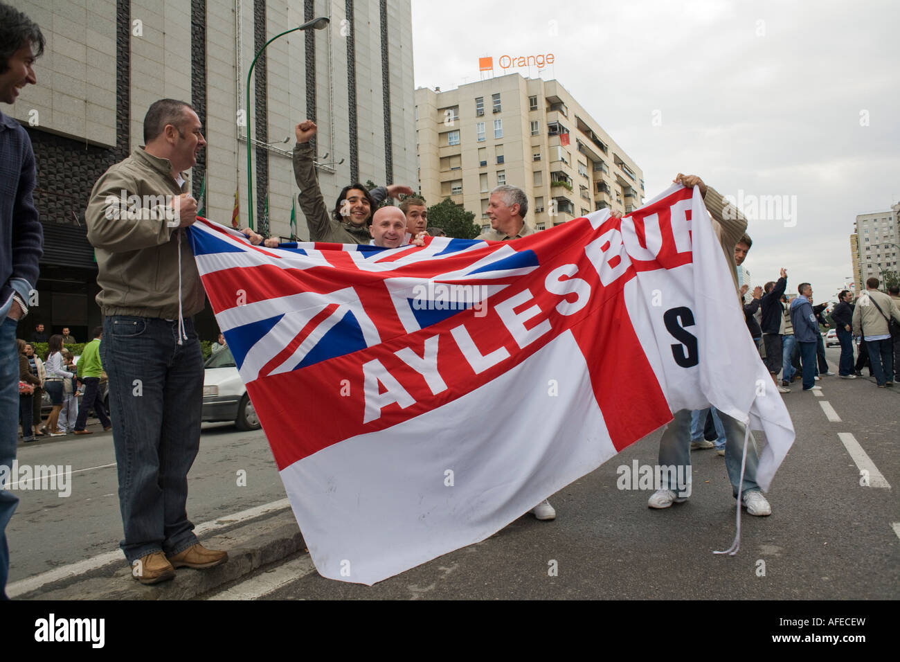 Tottenham-Fans auf Tour, Sevilla, Spanien Stockfoto