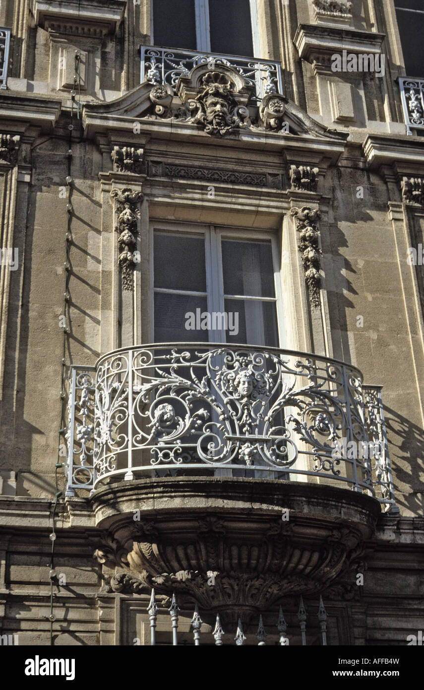 Eisenwerk Balkon Lyon Frankreich Stockfoto