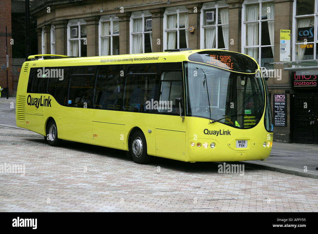 Umweltfreundliche Elektrobus Newcastle Upon Tyne, England Stockfoto