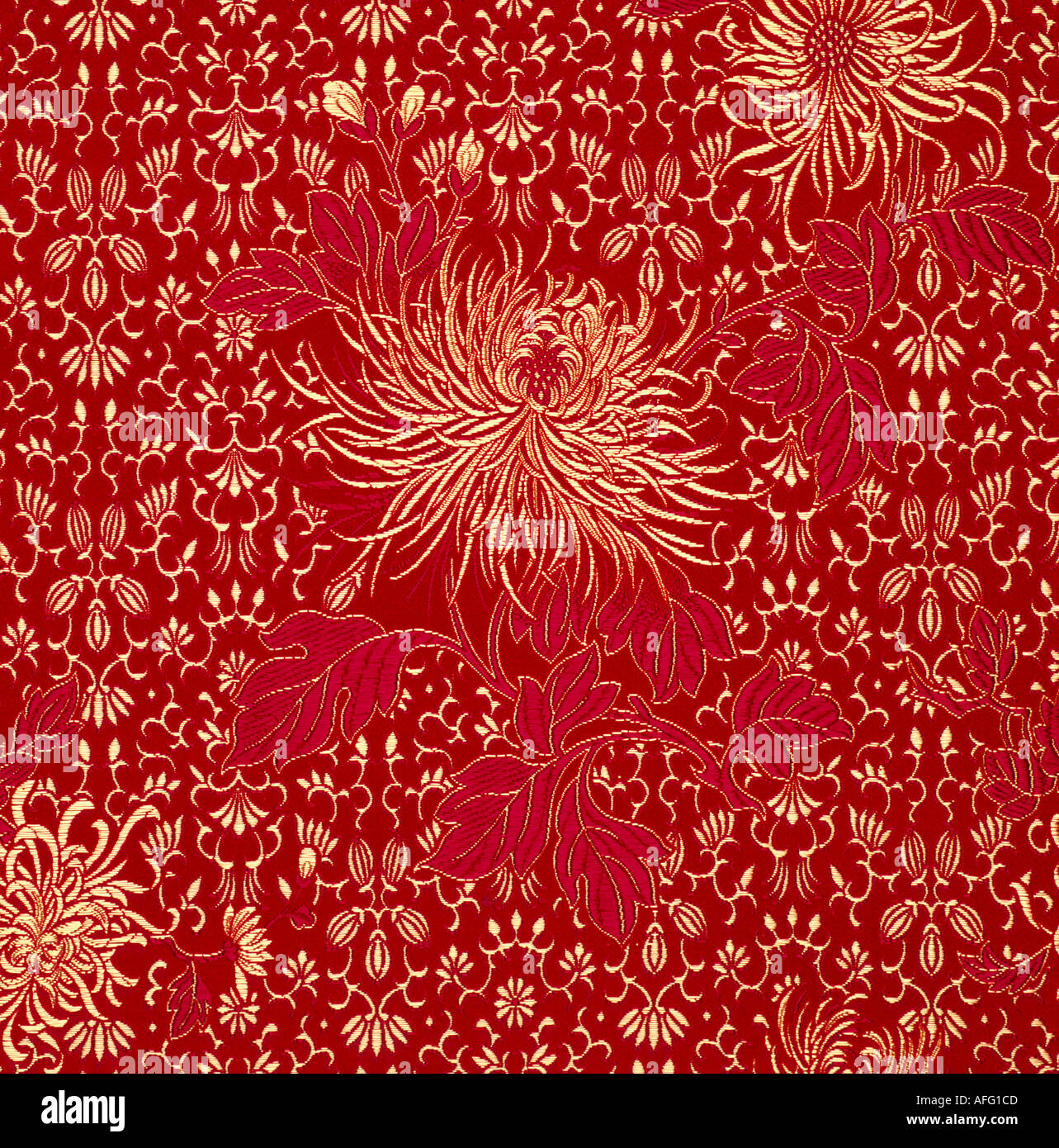 Roter Seide material Textil von Chrysanthemum Blume Stockfoto