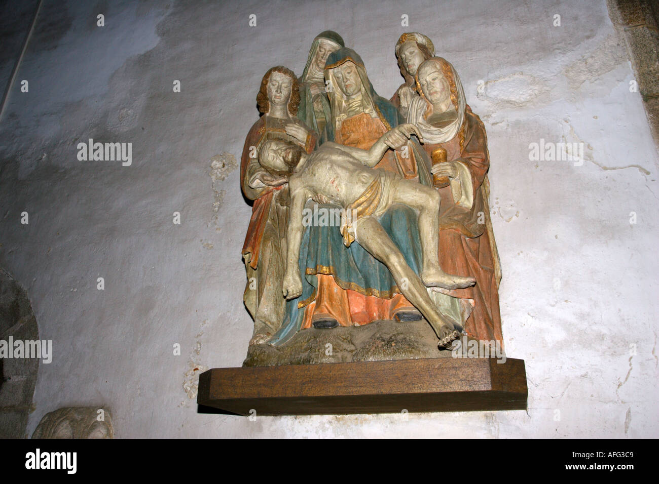 Skulptur des gekreuzigten Christus ruhiger Guimiliau Frankreich Stockfoto