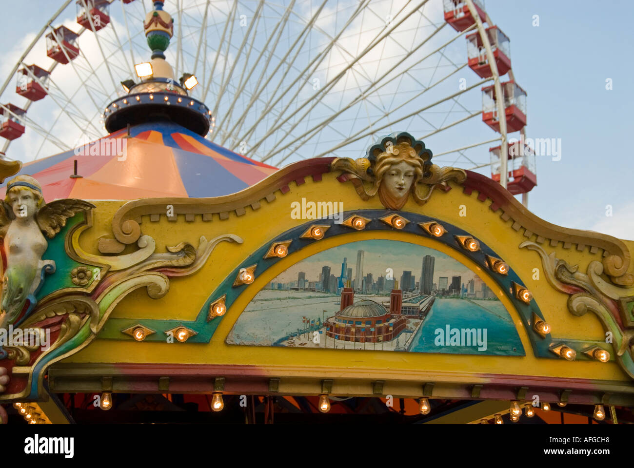 Navy Pier Carousel in Chicago Stand Fassade & Riesenrad Stockfoto