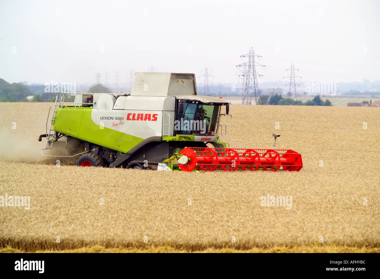 Beim Ernten von Weizen Claas Lexion 580 Terra Trac Mähdrescher Stockfoto