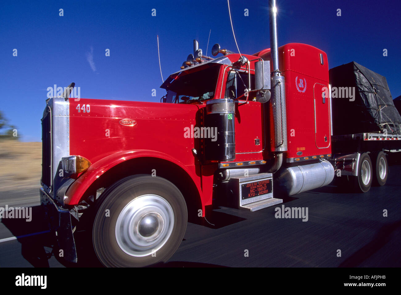 Peterbilt 440 LKW auf der Autobahn Arizona USA Stockfoto